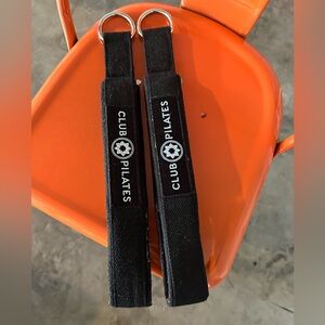Club Pilates Black Straps